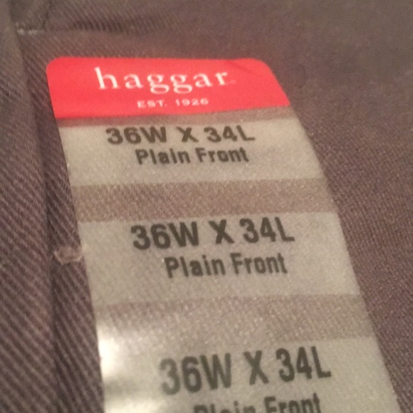 Haggar Men’s Straight Fit Wrinkle Resistant Plain Front Standard Khakis 36 Wx34L - Picture 3 of 4